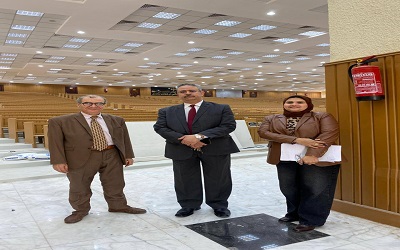 عميد كلية الحقوق جامعة المنصورة يتفقد جاهزية المدرجات والقاعات الدراسية